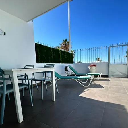 Playa Chica, Vistas Al Mar Lanzarote * 卡门港