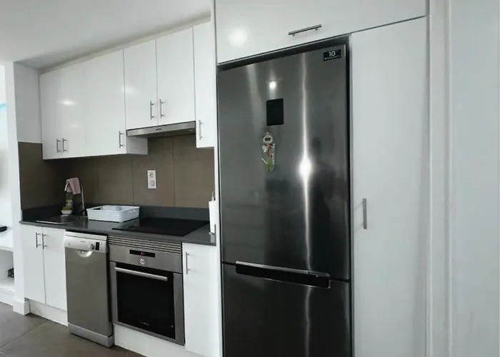 Playa Chica, Vistas Al Mar Lanzarote Apartment *