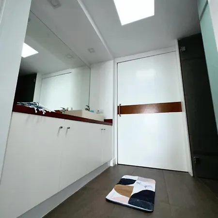 Playa Chica, Vistas Al Mar Lanzarote